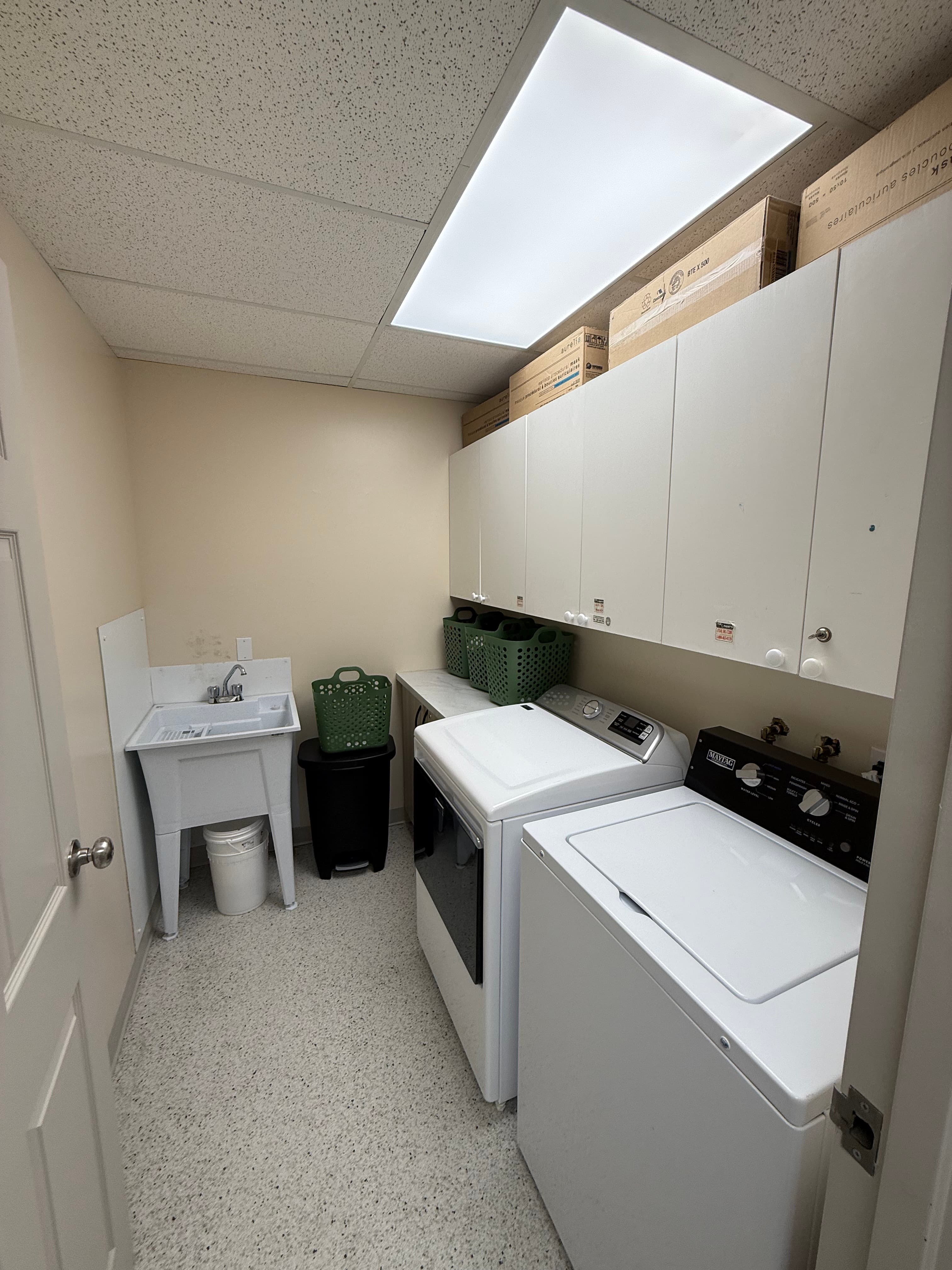 Installations - Image 22