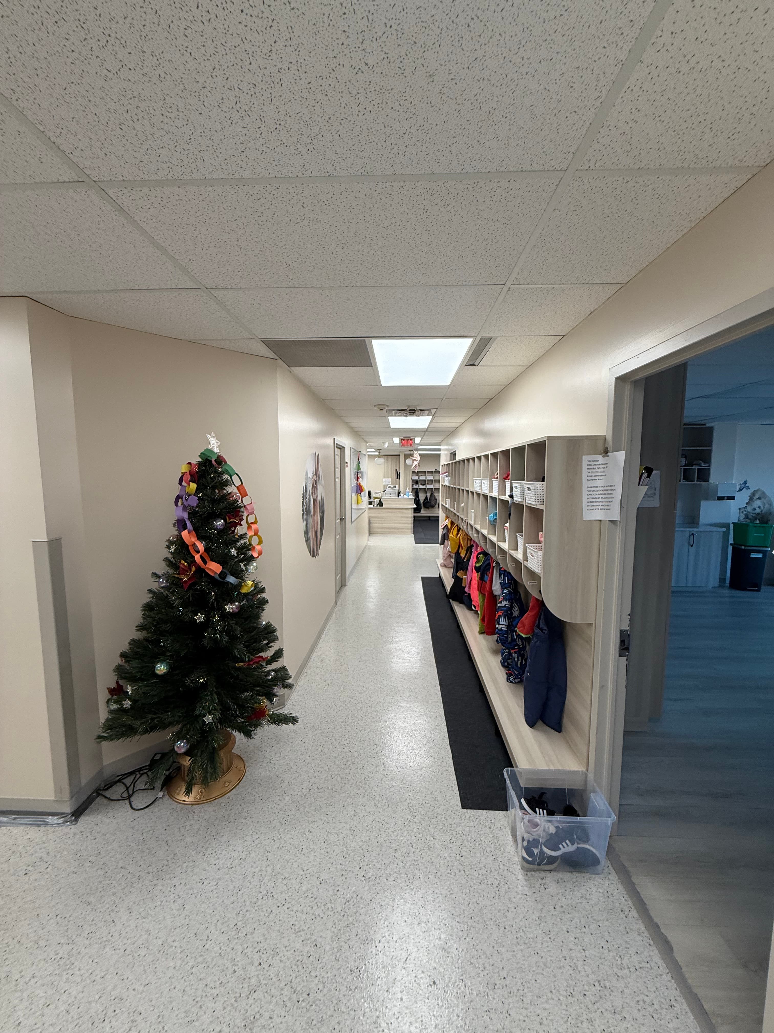 Installations - Image 15